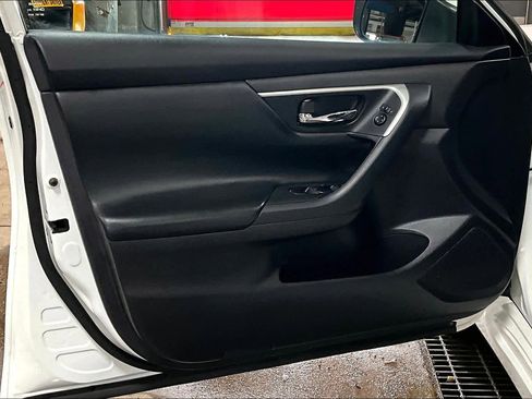 Used 2017 Nissan Altima 2.5 S image 19