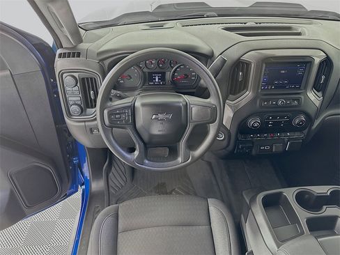 Used 2024 Chevrolet Silverado 1500 Custom Trail Boss w/ LPO, Dark Essentials Package image 21