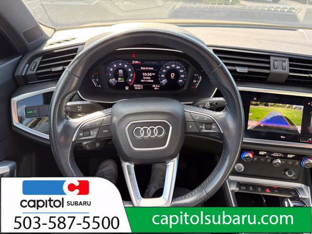 Used 2020 Audi Q3 2.0T Premium w/ Convenience Package AWD/4WD image 16