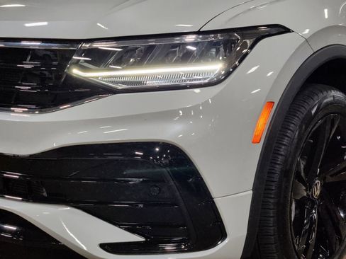 Used 2024 Volkswagen Tiguan SE R-Line image 13