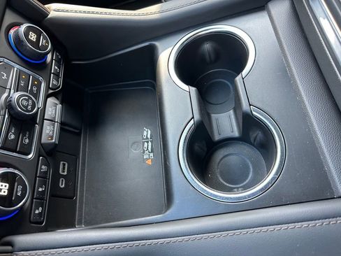 Used 2023 Chevrolet Tahoe High Country image 39