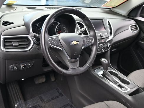 Used 2020 Chevrolet Equinox LT image 13