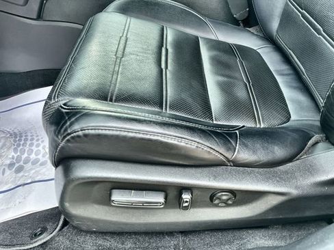 Used 2018 Honda CR-V EX-L image 16