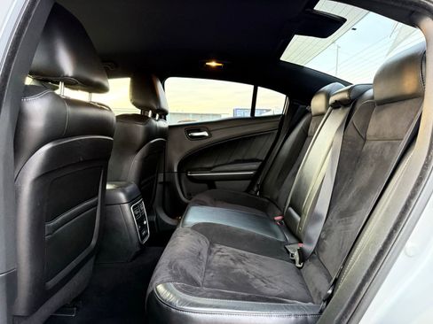 Used 2019 Dodge Charger Scat Pack w/ Plus Group image 25