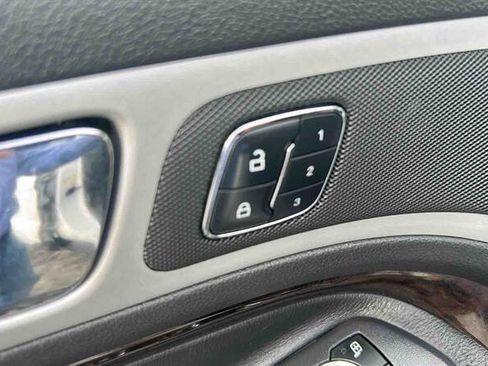Used 2015 Ford Explorer Limited AWD/4WD image 23