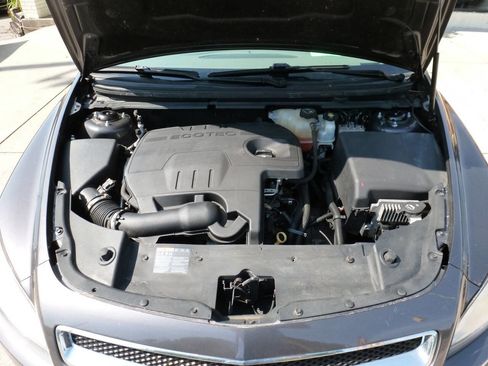 Used 2010 Chevrolet Malibu LS image 16