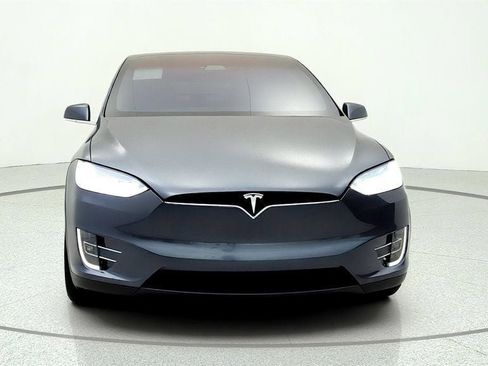 Used 2018 Tesla Model X 75D AWD/4WD image 2