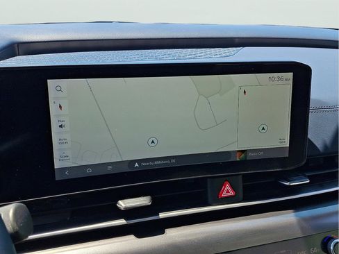 Used 2025 Kia Carnival SX FWD image 17