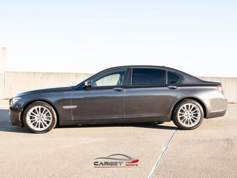 Used 2015 BMW 750Li xDrive image 4