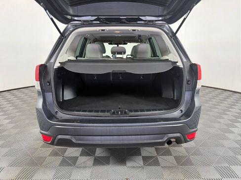 Used 2022 Subaru Forester Premium AWD/4WD image 24