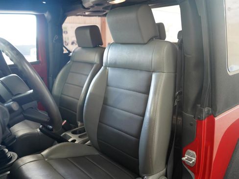 Used 2009 Jeep Wrangler X AWD/4WD image 23