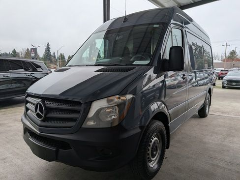 Used 2018 Mercedes-Benz Sprinter 144 Cargo image 3