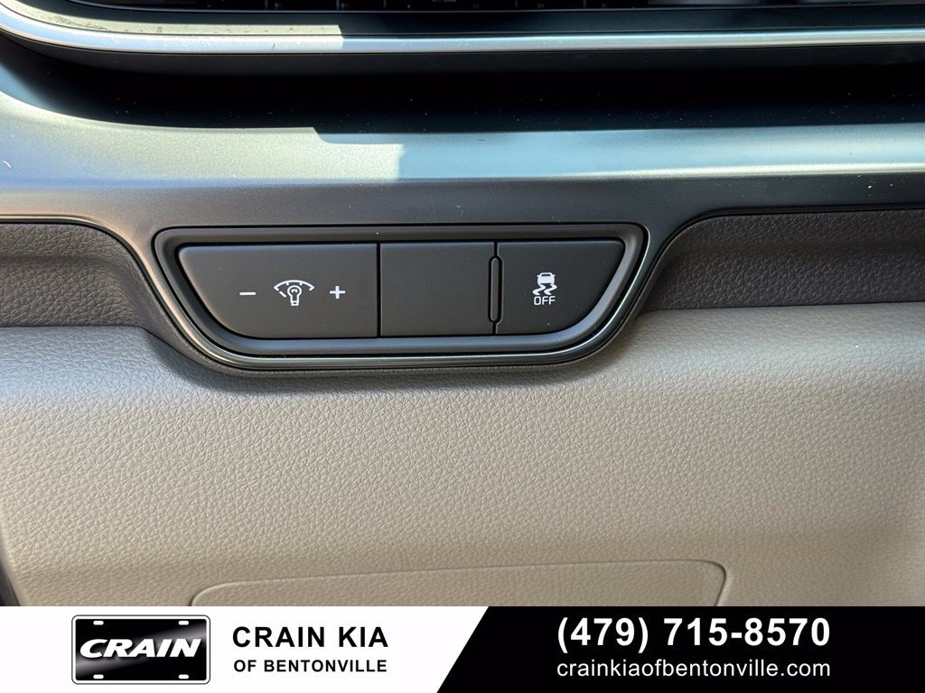 New 2026 Kia Carnival FWD image 12