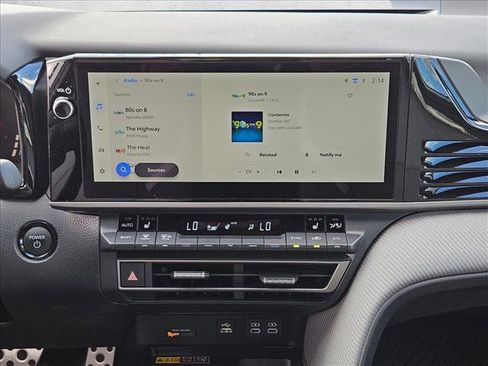 Used 2026 Toyota Camry SE w/ Multimedia Upgrade Package image 11