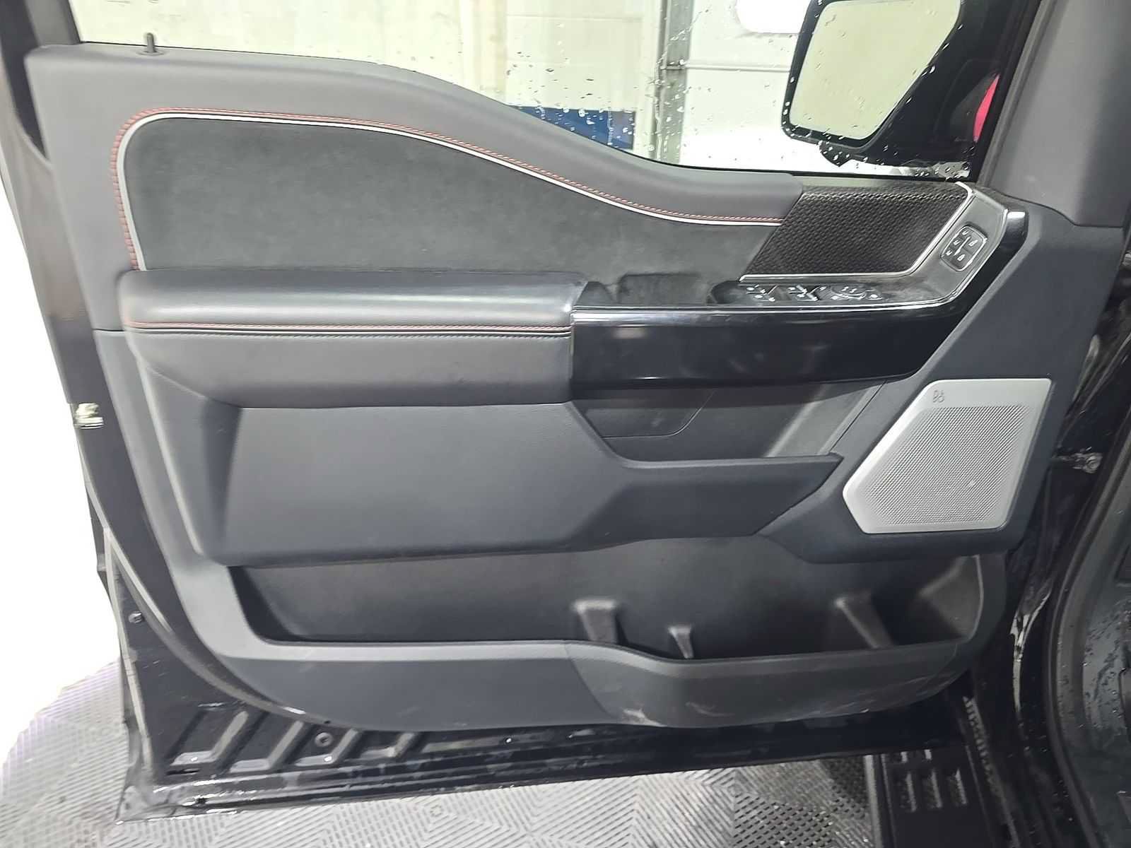 Used 2025 Ford F150 Raptor w/ Equipment Group 803A Raptor R AWD/4WD image 15