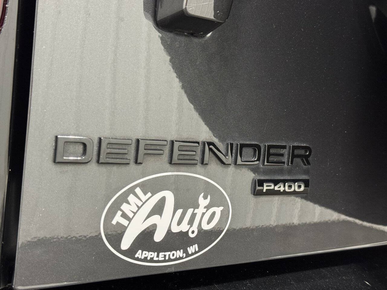 Used 2023 Land Rover Defender 110 X-Dynamic SE AWD/4WD image 5