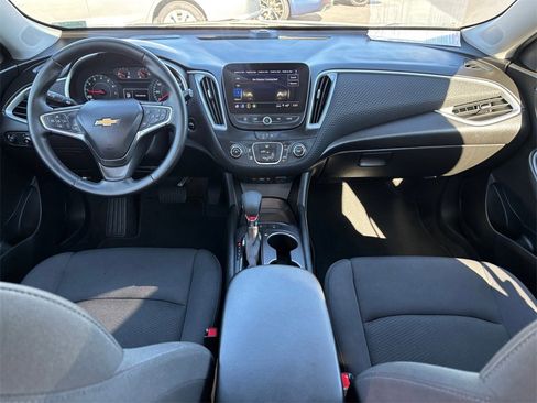 Certified 2025 Chevrolet Malibu RS image 27