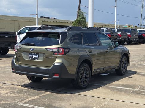 Used 2023 Subaru Outback Onyx Edition AWD/4WD image 3