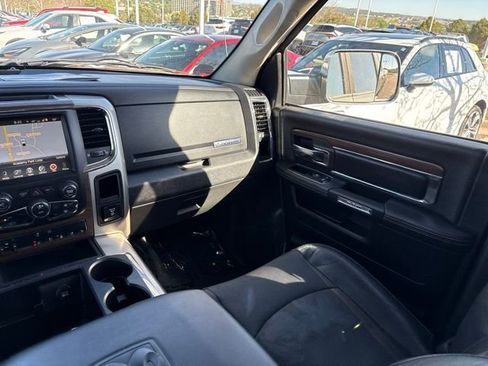 Used 2015 RAM 1500 Laramie w/ Convenience Group AWD/4WD image 29