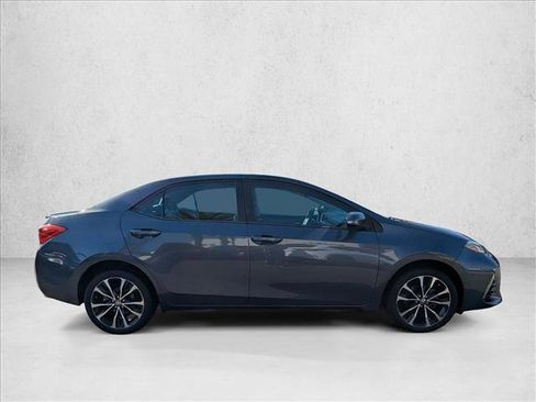 Used 2017 Toyota Corolla SE image 4