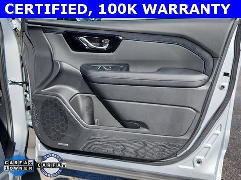 Certified 2025 Subaru Forester Limited image 17