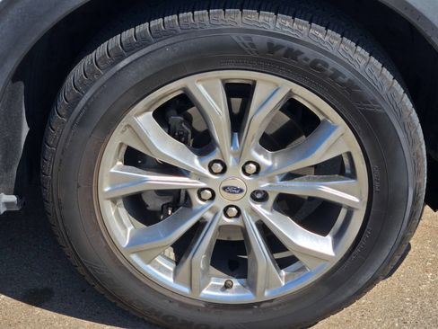 Used 2020 Ford Explorer Limited AWD/4WD image 8