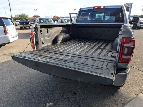 Used 2024 RAM 2500 Laramie AWD/4WD image 30