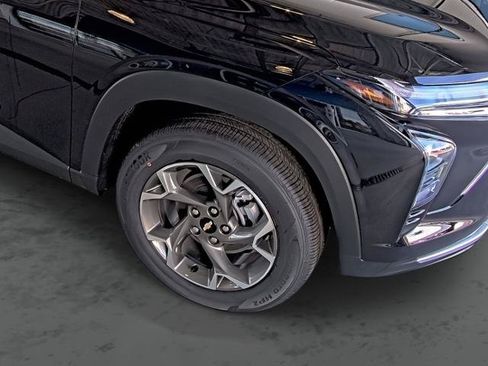 New 2026 Chevrolet Trax LT w/ Driver Confidence Package FWD image 16