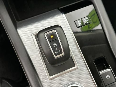 Used 2023 Mitsubishi Outlander SEL AWD/4WD image 15