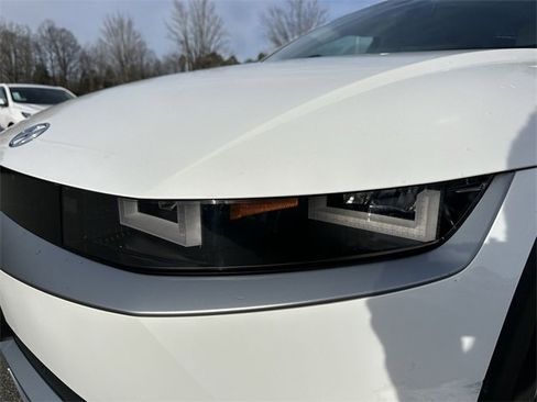 Used 2023 Hyundai Ioniq 5 SEL image 9