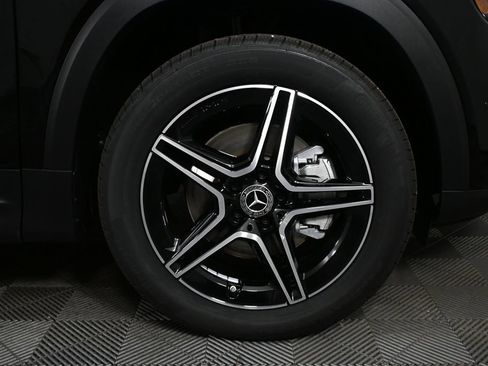 New 2026 Mercedes-Benz GLB 250 image 37