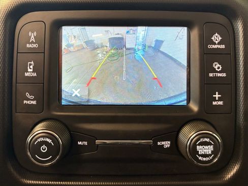 Used 2018 Jeep Wrangler Unlimited Sport AWD/4WD image 31