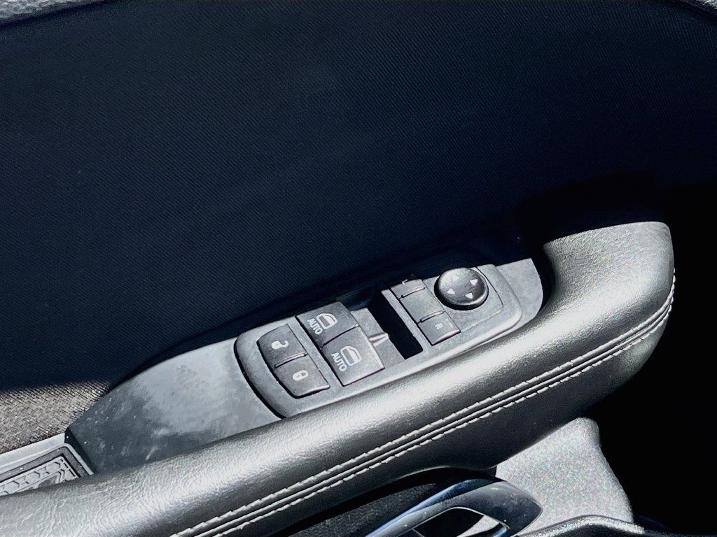 Used 2020 Dodge Challenger R/T RWD image 17