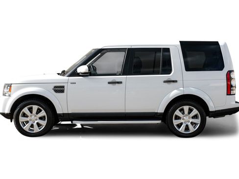 Used 2016 Land Rover LR4 HSE AWD/4WD image 11