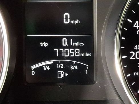 Used 2015 Volkswagen Jetta SE FWD image 18
