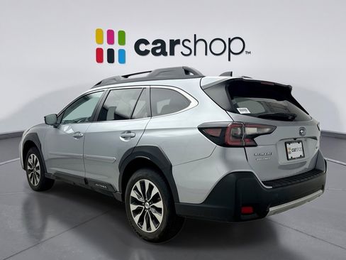 Used 2024 Subaru Outback Limited image 3