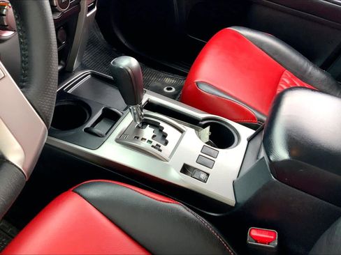 Used 2022 Toyota 4Runner SR5 image 15