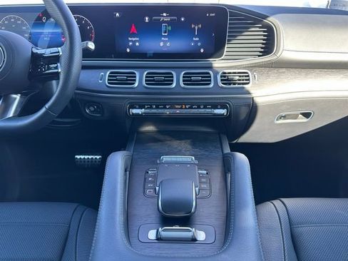 Used 2026 Mercedes-Benz GLS 580 4MATIC image 14