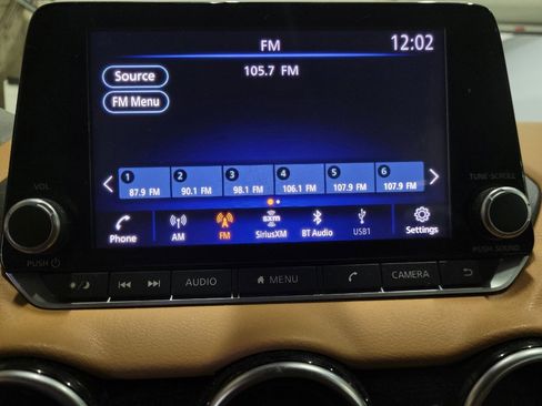 Used 2021 Nissan Sentra SV w/ SV Premium Package FWD image 25