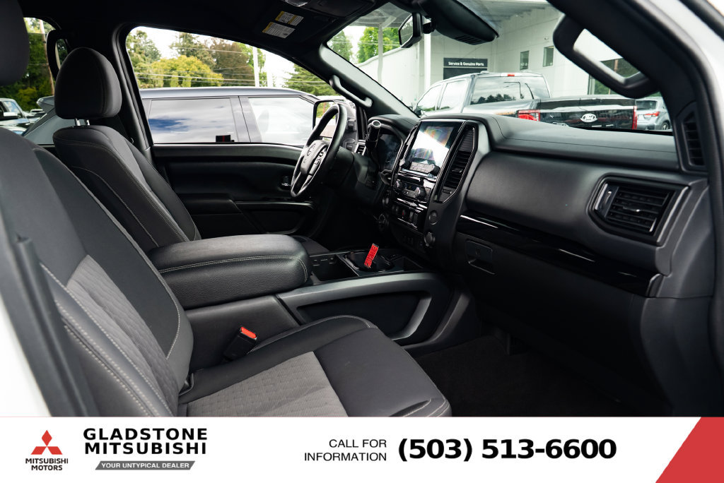 Used 2023 Nissan Titan SV w/ SV Convenience Package AWD/4WD image 29