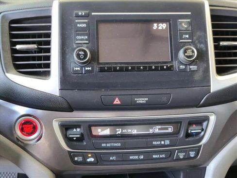 Used 2016 Honda Pilot LX image 12