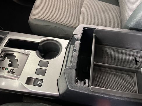 Used 2020 Toyota 4Runner SR5 image 31