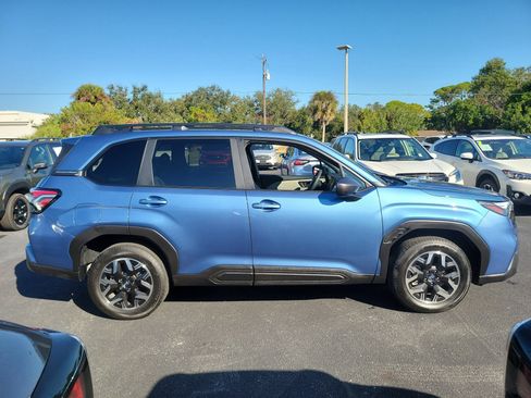 Certified 2025 Subaru Forester Premium image 7