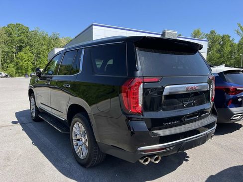 Used 2024 GMC Yukon Denali AWD/4WD image 4