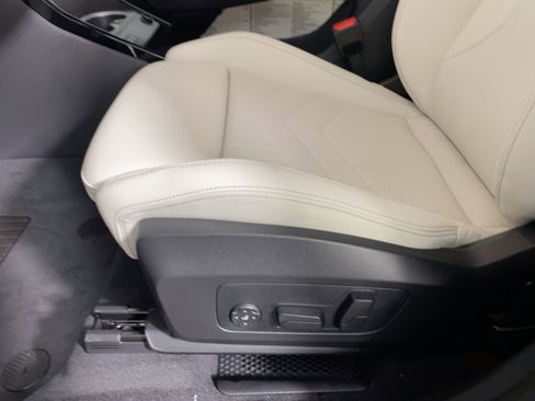 New 2026 BMW X1 xDrive28i w/ M Sport Package image 11