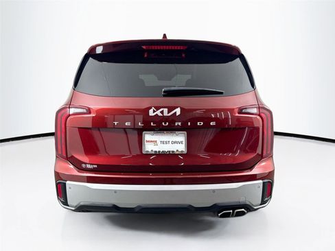 Used 2023 Kia Telluride S w/ S Sunroof Package FWD image 12