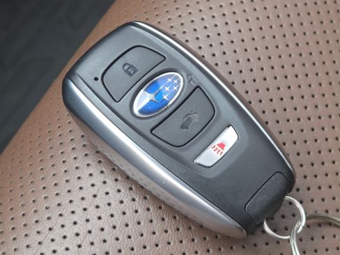 Used 2022 Subaru Outback Touring w/ Popular Package #2 AWD/4WD image 37