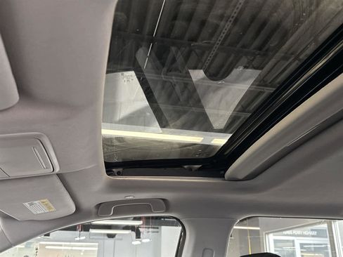 Used 2024 Honda CR-V EX image 13