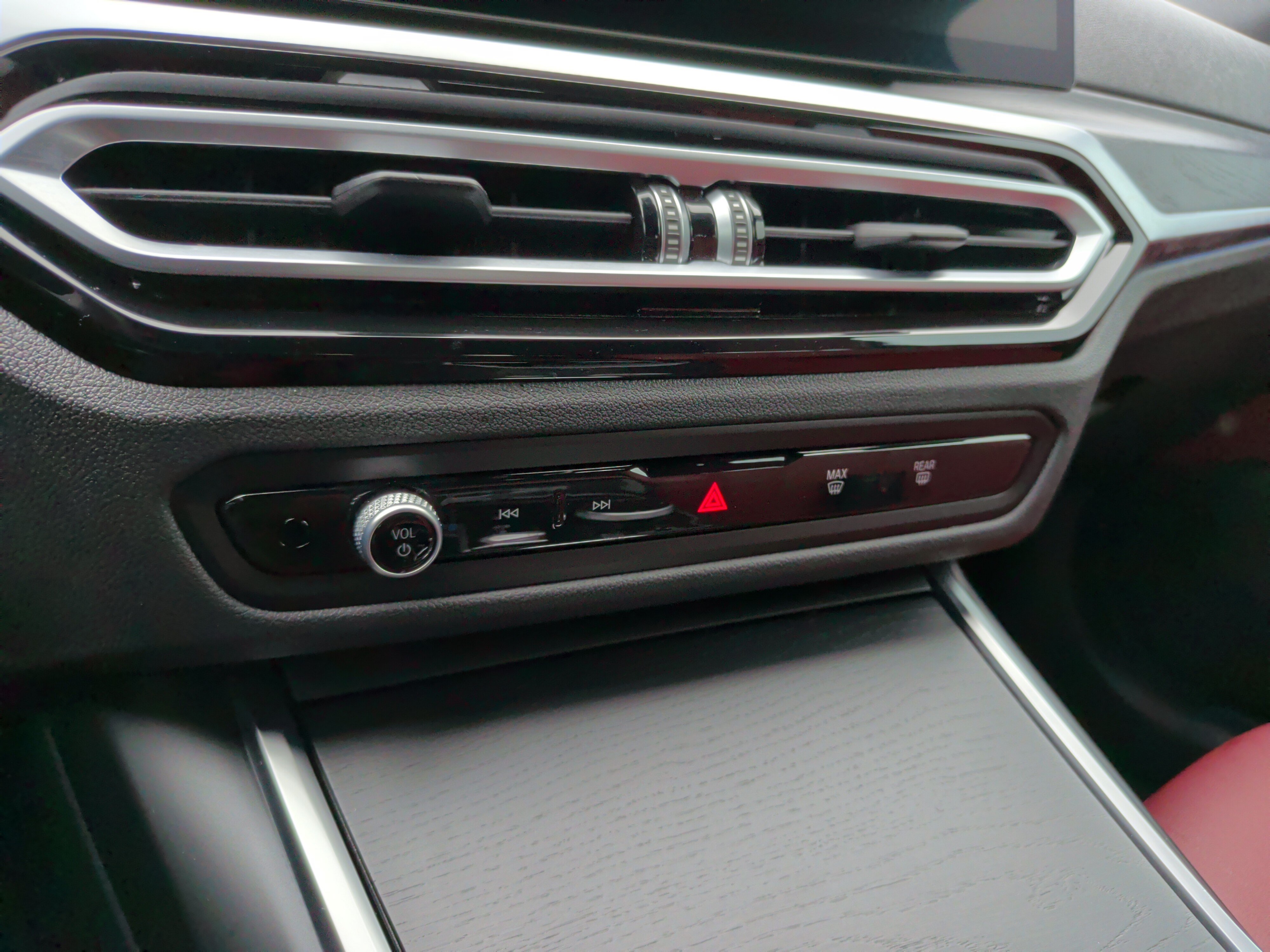 Used 2023 BMW i4 eDrive35 w/ Premium Package RWD image 18