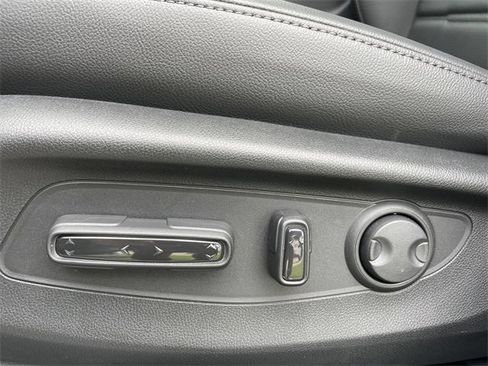 New 2026 Honda CR-V EX-L image 9